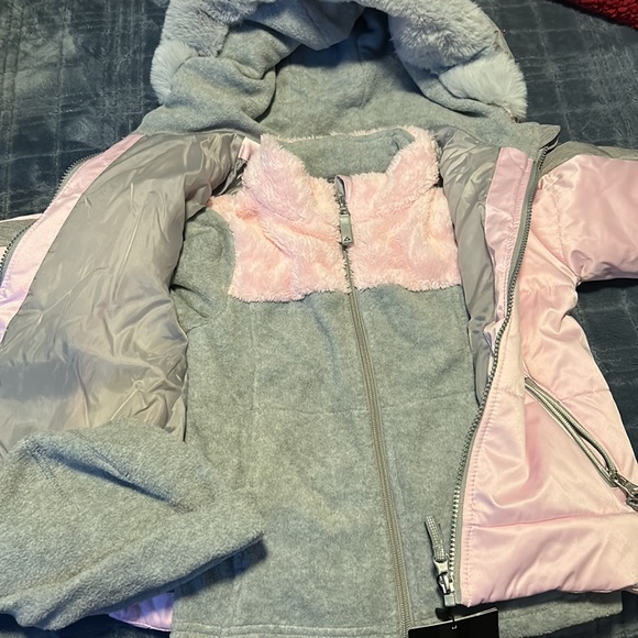 Kids jacket 5t rose pink, Gerry outdoors brand includes jacket, sweater and hat. - Picture 2 of 6